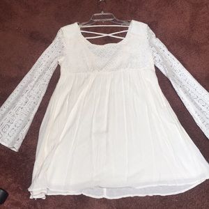 White long sleeve dress